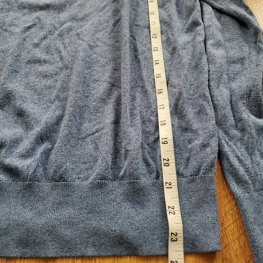Banana Republic Unisex Blue Cashmere Silk Blend Lightweight V neck Sweater‎ Size